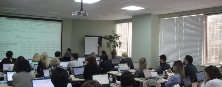 А у нас аншлаг!